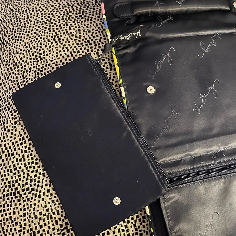 Vera Bradley jewelry travel roll - Picture 6 of 11